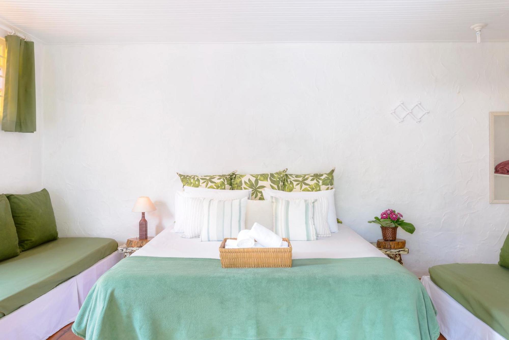 Velinn Pousada Bromelias Ilhabela Habitación foto